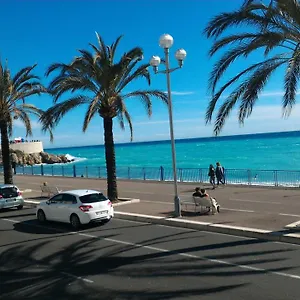 https://studio-cassini.fr-provencehotel.com
